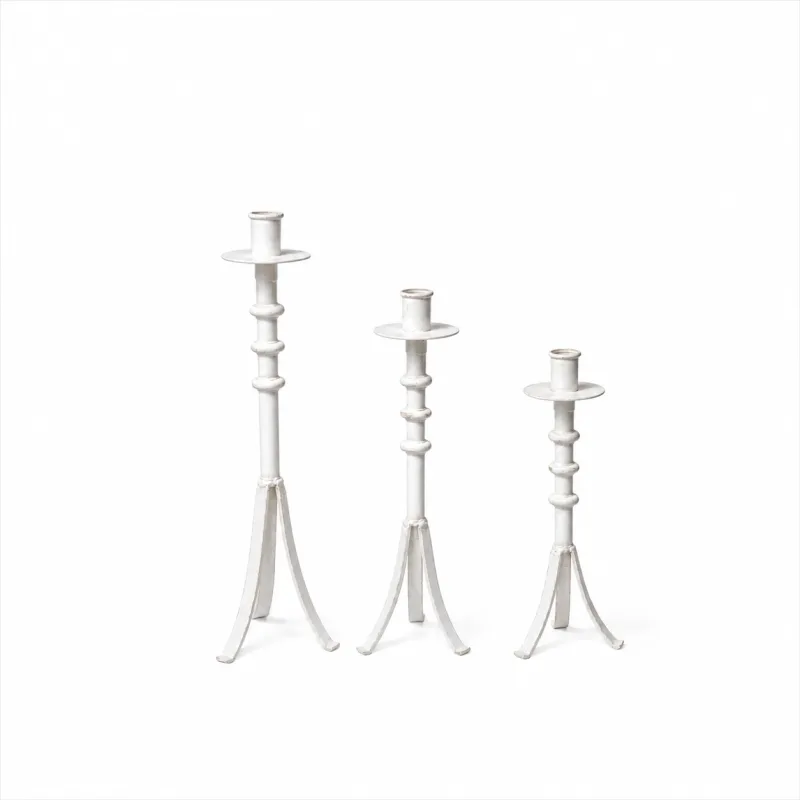 Candelabro monofiamma ferro bianco - noleggio candelabri e bugie Montineri